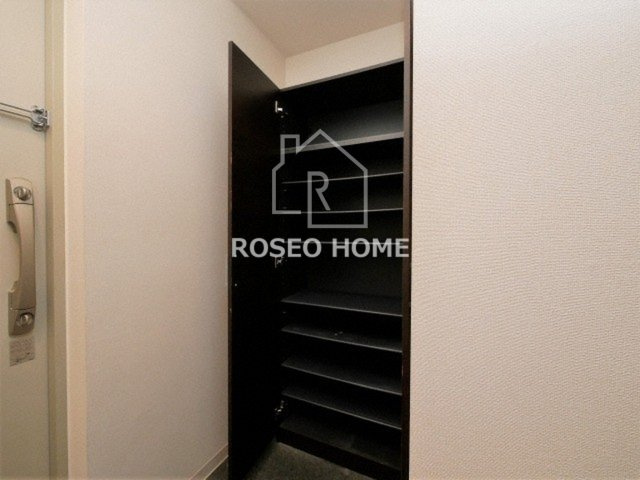 インテリジェンス御堂の収納|同マンション別部屋：参考写真