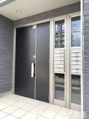 【その他共用部分】 | メゾン・ド・キャトル | エントランス