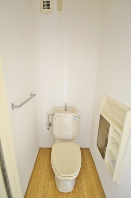 【トイレ】 | ラルジュテールB