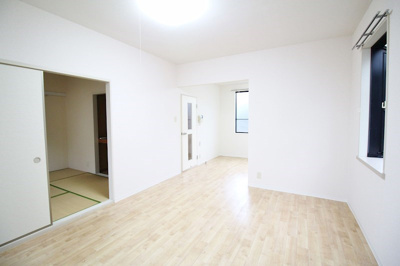 【居間・リビング】 | ラルジュテールB