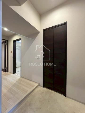 パークサイド本町の玄関