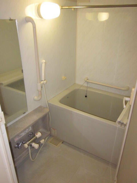 エクセレンス梶ヶ谷の浴室|写真転用