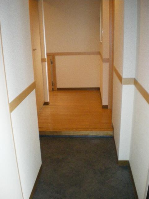 エクセレンス梶ヶ谷の玄関|写真転用