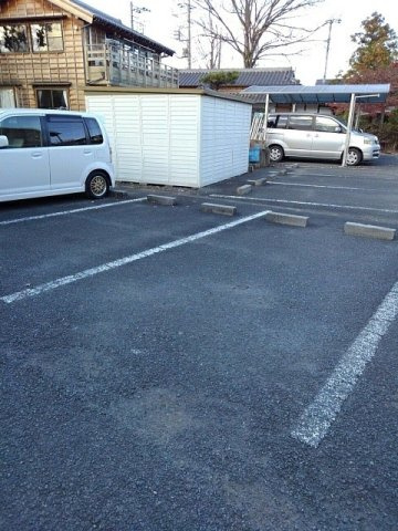 ダイヤモンドヴィレッジの駐車場