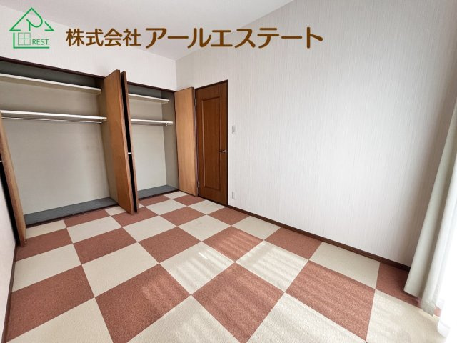 ロワイヤル京見橋の子供部屋