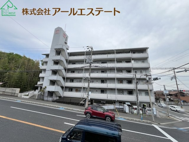 ロワイヤル京見橋の外観