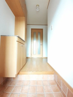 【玄関】 | マスターズＡ | 明るい玄関です