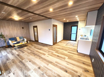 川西市緑が丘2丁目中古戸建　広い南庭リフォーム済みの画像