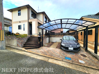 【外観】 | 平成１０年１月建築！令和７年１１月リフォーム済み♪北西角地で開放的です！１お待たせ無しで即ご入居していただけます！！
