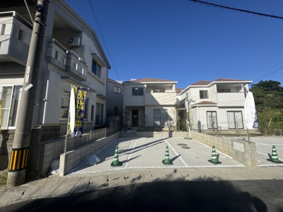 【外観】 | 南城市知念久手堅（全4棟）C号棟 | C号棟　並列駐車3台可♪