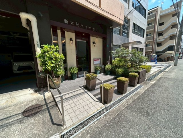 新大阪ハイツさこのエントランス