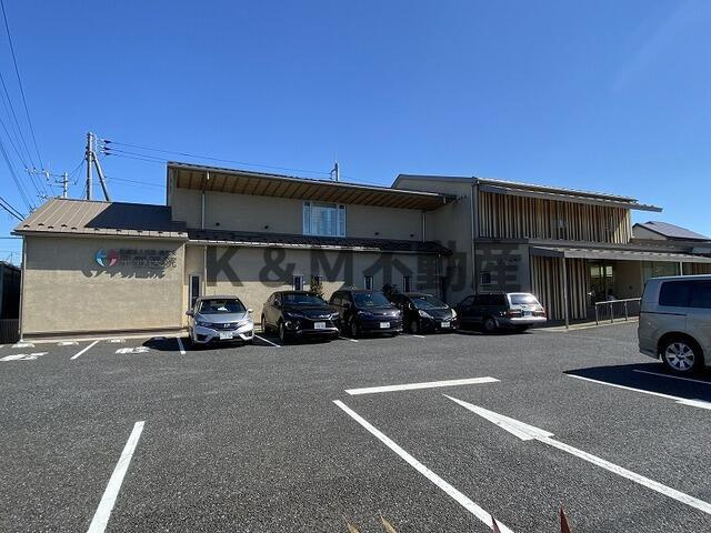 ロックガーデン森Ｃの駐車場|駐車スペースもあります