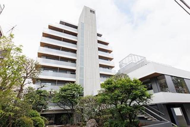 シャトレ信濃町の外観