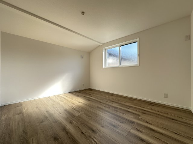 神戸市西区竜が岡2丁目新築戸建１号地の洋室