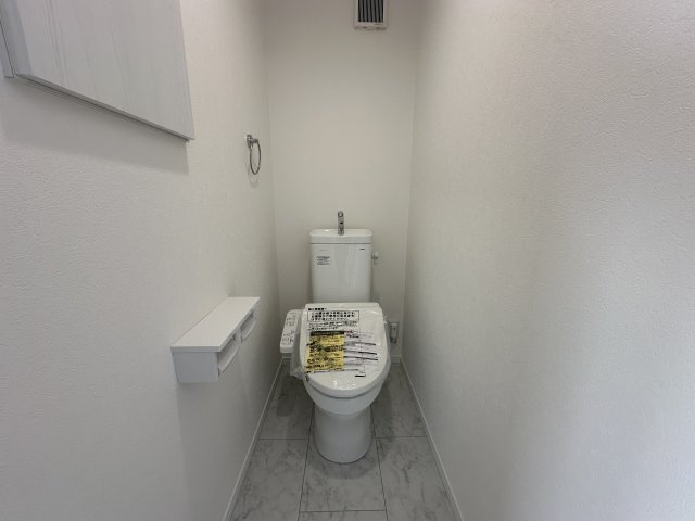神戸市西区竜が岡2丁目新築戸建１号地のトイレ