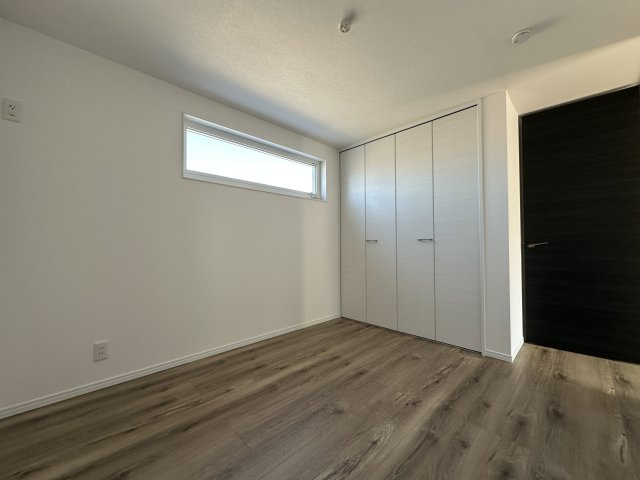 神戸市西区竜が岡2丁目新築戸建１号地の洋室