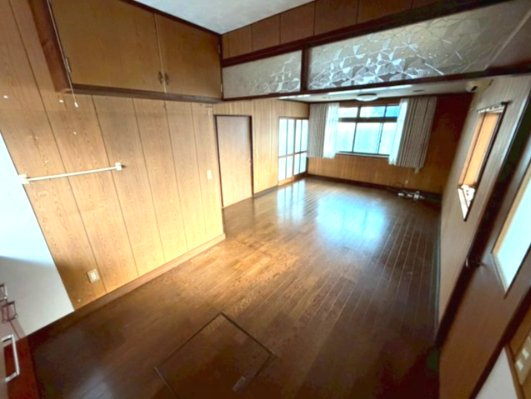 【居間・リビング】