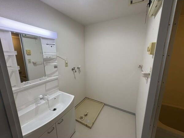 ヒルズ池場の洗面所