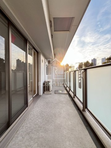 G-FLATのバルコニー