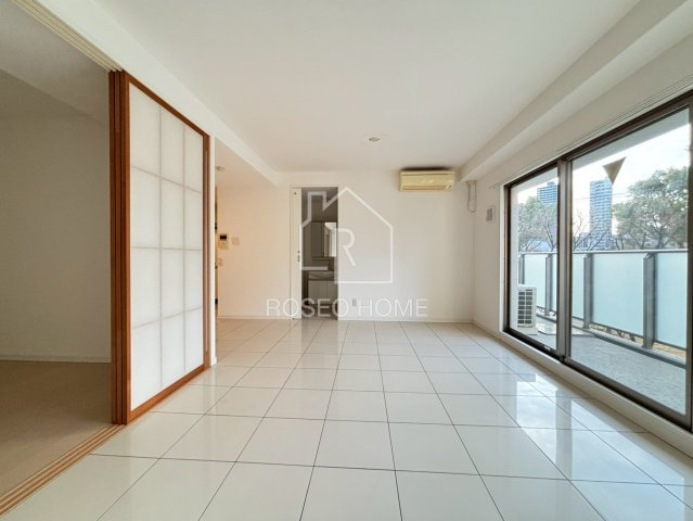 G-FLATの居間・リビング