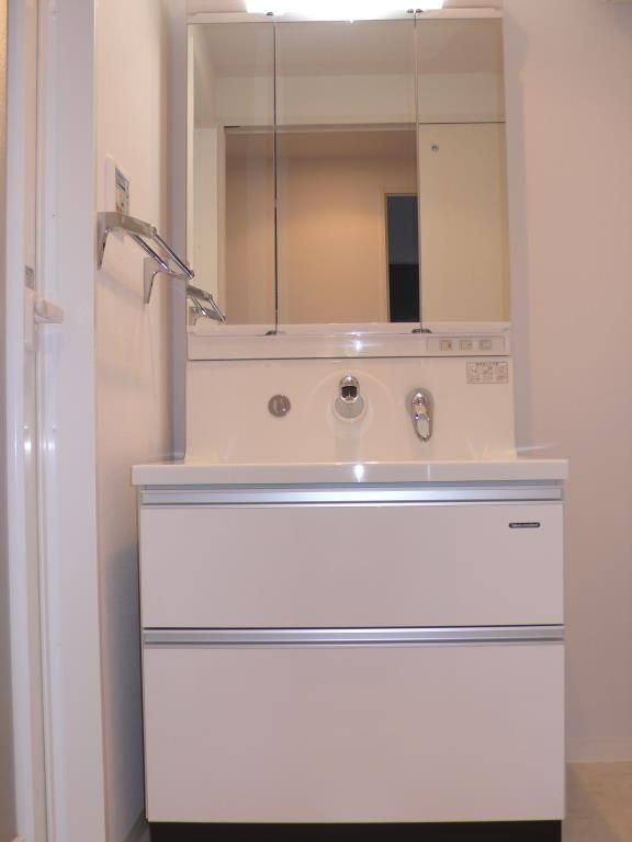 福信館の独立洗面台