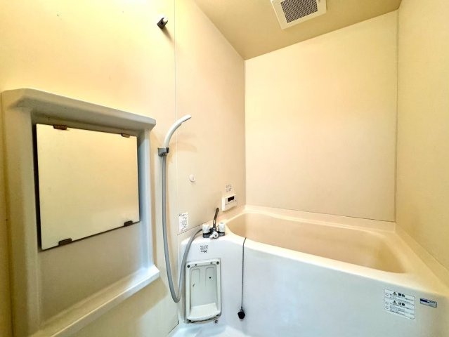 巴町コロンバスタワーの浴室