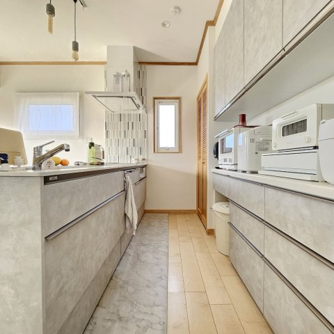 高崎市若田町141-10のキッチン