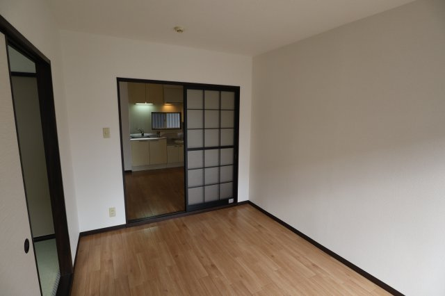 プレミールの居間・リビング