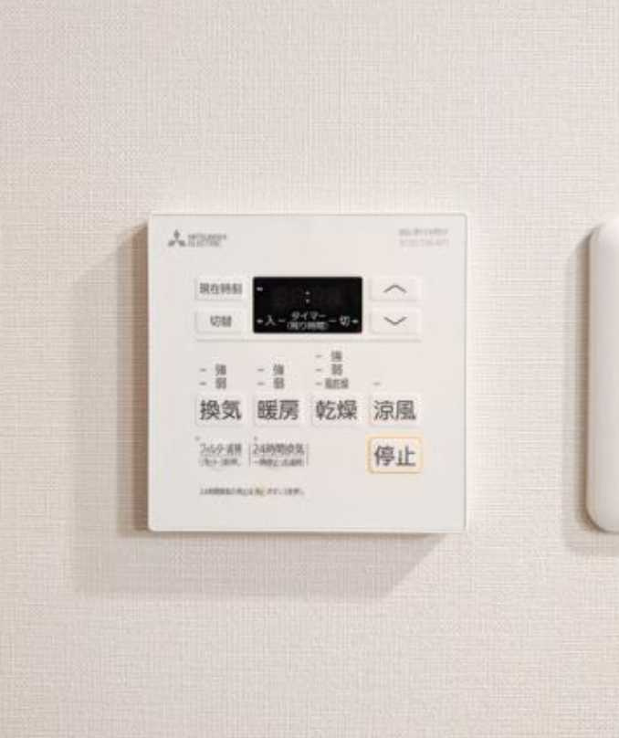 グレーシアフィット三軒茶屋　築浅　ペット相談　駐車場の設備