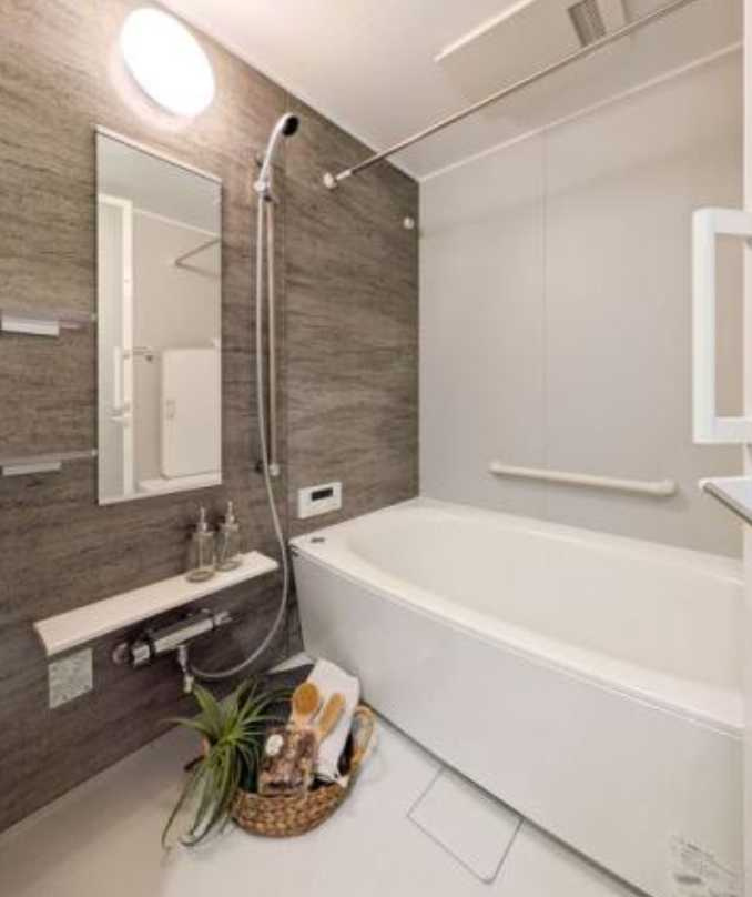 グレーシアフィット三軒茶屋　築浅　ペット相談　駐車場の浴室