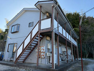 【外観】 | ハイム愛花D | 東急東横線「大倉山」駅・「綱島」駅まで徒歩圏内の2階建てアパートです♪2駅利用可能で通勤通学はもちろん、お買い物やお出かけにもGood☆