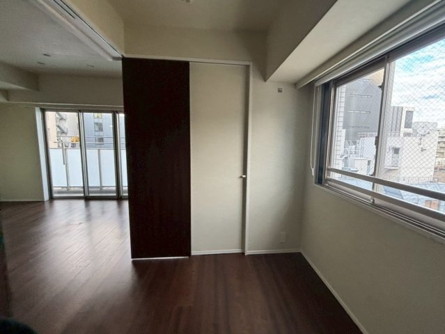 リビオレゾン大手町の洋室|個人の部屋や寝室として使える洋室です