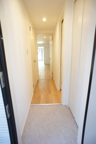 クオーレ田喜野井の玄関|収納もある玄関です