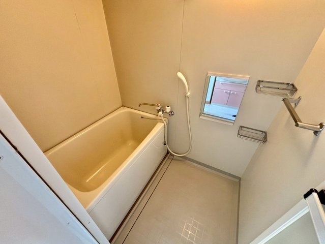 メゾン・アラモードの浴室