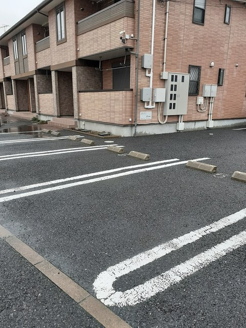 フォレストⅥの駐車場