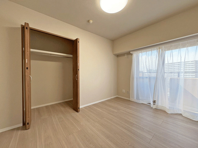 ダイアパレス萩野町の洋室