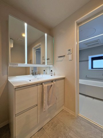 ダイアパレス萩野町の独立洗面台