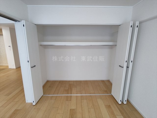 【収納】 | みよしみずほ台サンライトマンションC棟 | 洋室6.0帖南東側収納
