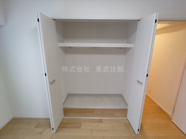 【収納】 | みよしみずほ台サンライトマンションC棟 | 洋室6.0帖北西側収納