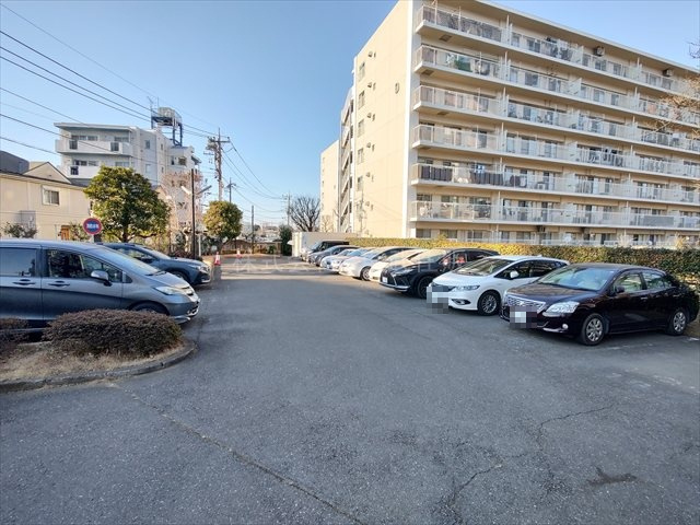 【駐車場】 | みよしみずほ台サンライトマンションC棟 | 敷地内駐車場（空き状況要確認）