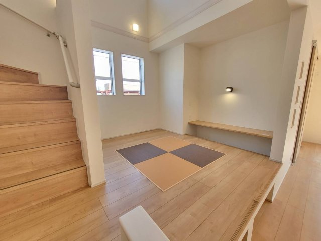 【ブルーミングガーデン】　宇都宮市弥生2丁目の前面道路含む現地写真|〇1号棟〇
全２邸、個性豊×拘りの間取りプラン♪あなたはどちらをお選びですか(^^)/間もなく完成いたします！
※2026年2月撮影