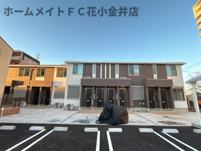 【駐車場】 | ラ・レコルト | 外観写真（夜）