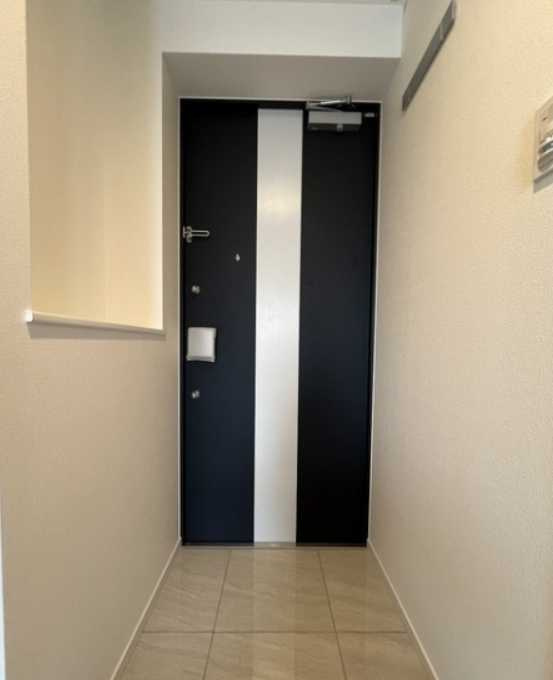 ベルファース三軒茶屋　ネット無料　礼金0　オートロックの玄関