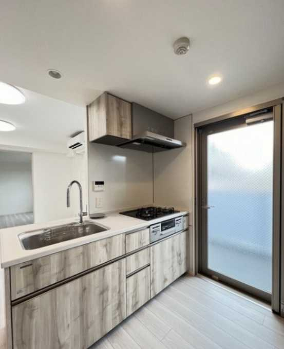 ベルファース三軒茶屋　ネット無料　礼金0　オートロックのキッチン