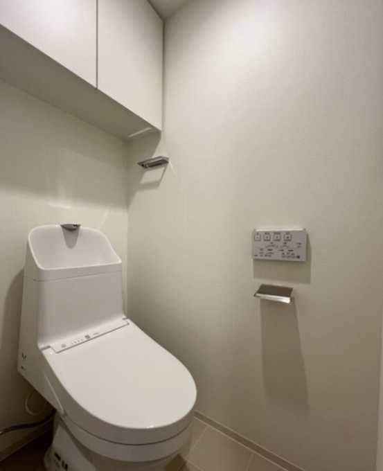 ベルファース三軒茶屋　ネット無料　礼金0　オートロックのトイレ