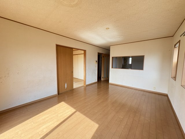 【居間・リビング】 | 寄居町用土　中古戸建