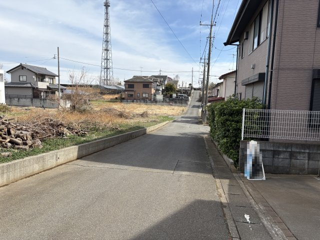 【前面道路含む現地写真】 | 寄居町用土　中古戸建