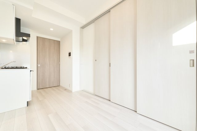 プラウドフラット亀戸ステーションプレイスの居間・リビング