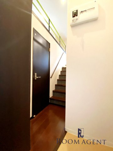 ソリッド千種の玄関