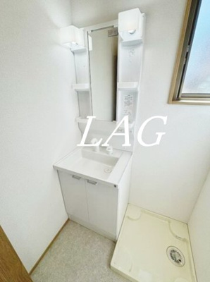 【洗面所】 | アットリラ緑が丘Ｅ | 洗面台です。